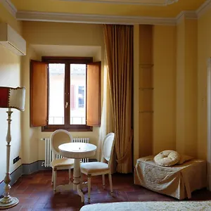 casa-leopardi.it-tuscanyhotel.com/